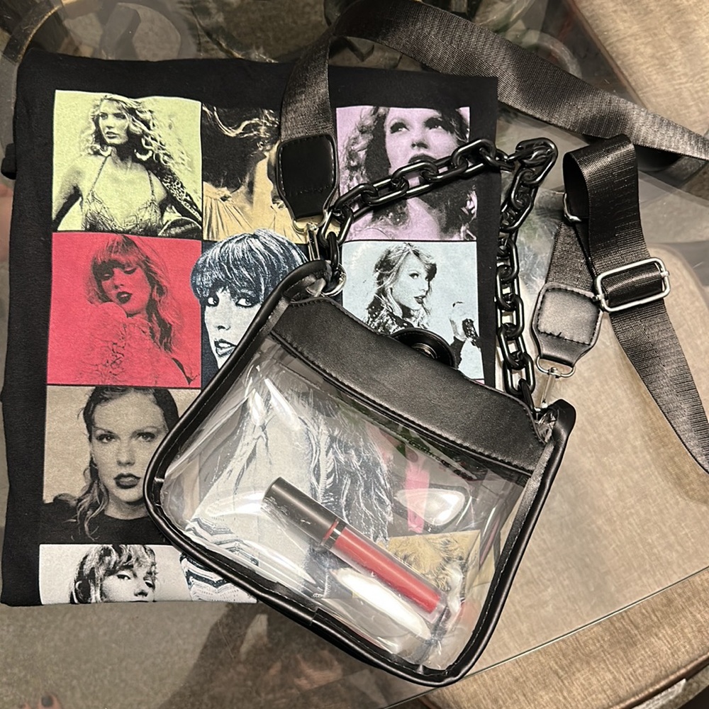 Clear concert bag- used once for 🦋TS🫶